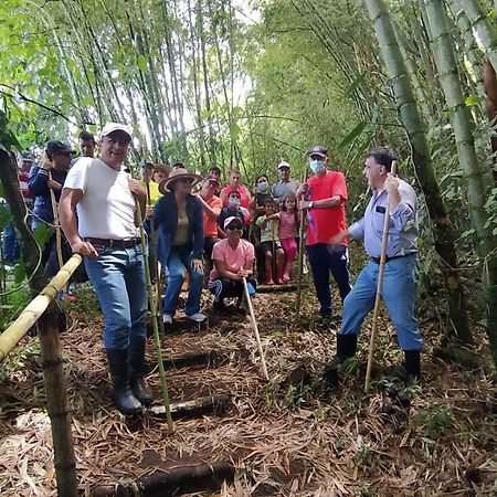 La Acuarela, Posada De La Monita Pereira Kültér fotó