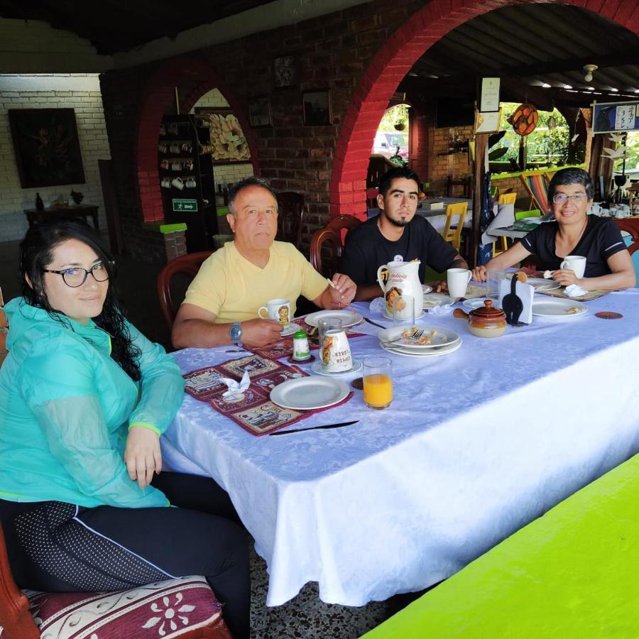 La Acuarela, Posada De La Monita Pereira Kültér fotó